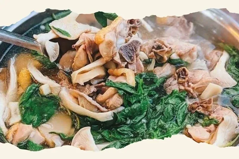 Lẩu gà lá é A Mí